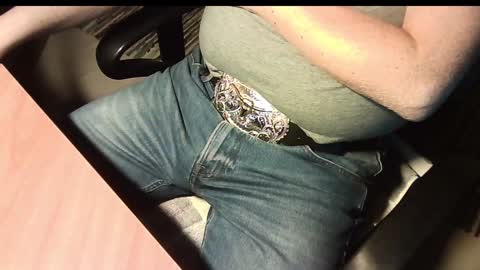 Snapshot of manswed chatting on December 21, 2024, 8:43 pm manswed online show from December 21, 2024, 8:43 pm