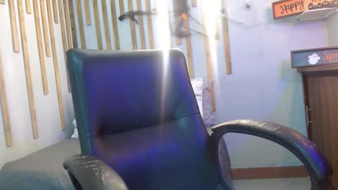  MANU  online show from October 28, 2025, 11:25 am