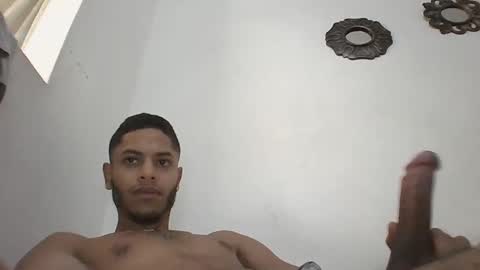 Snapshot of manuel444rl chatting on December 20, 2024, 1:43 pm Manuel RL online show from December 20, 2024, 1:43 pm