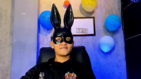 Manuel online show from November 24, 2025, 2:00 am