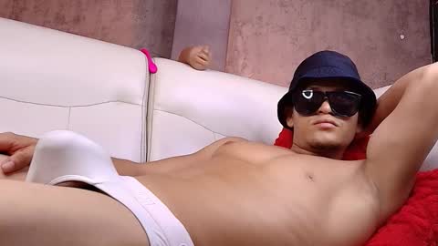 Snapshot of manuel_fpg chatting on February 25, 2026, 10:19 pm Manuel online show from February 25, 2026, 10:19 pm