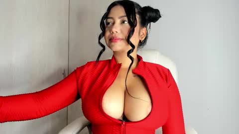 Snapshot of manuela_anderson chatting on October 5, 2025, 4:38 pm MANUELA online show from October 5, 2025, 4:38 pm