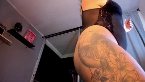 manuela_jaramillo online show from February 21, 2025, 6:07 am