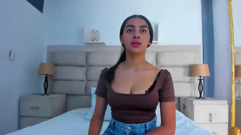 Snapshot of manuelaevans_ chatting on January 6, 2026, 8:56 pm Manuela online show from January 6, 2026, 8:56 pm