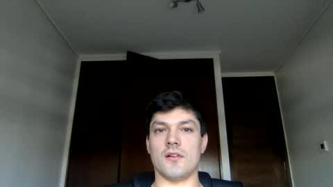 manuelgasdcon online show from December 3, 2025, 1:42 pm