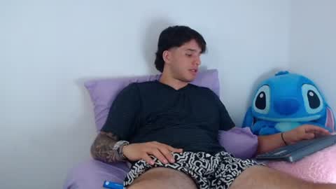 Manuel online show from June 11, 2026, 2:22 am