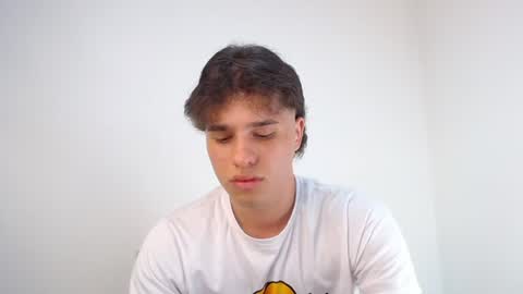 Manuel online show from June 14, 2026, 2:24 am