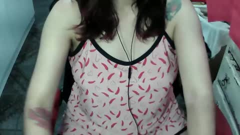 Manu Escarlate online show from March 20, 2026, 3:33 am