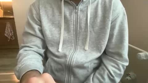 manynaaamess online show from October 20, 2025, 1:33 pm