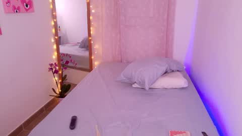     online show from December 1, 2025, 7:46 am