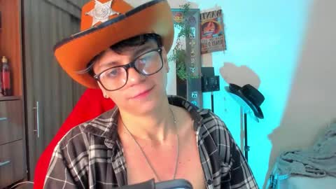 mar_alexis online show from December 17, 2025, 11:22 pm