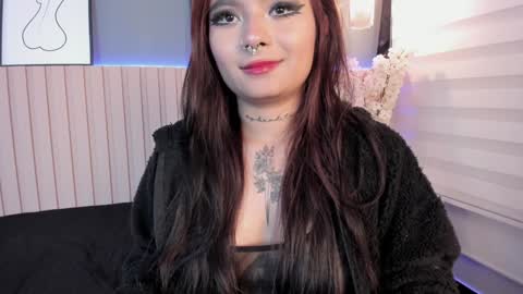   online show from January 31, 2025, 9:27 am