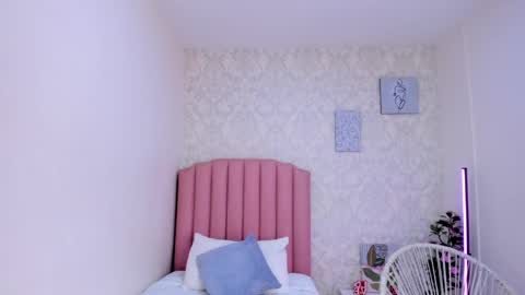 Mara online show from April 11, 2026, 1:26 pm