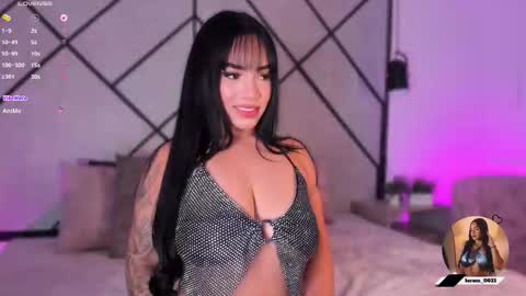 Snapshot of mara_martinez chatting on November 30, 2025, 5:22 am online show from November 30, 2025, 5:22 am