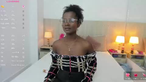 Mara Sinclair online show from July 26, 2026, 7:21 pm