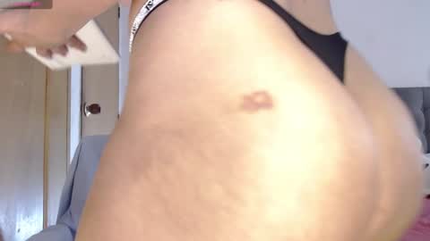 maraa_lee online show from December 18, 2024, 3:55 pm