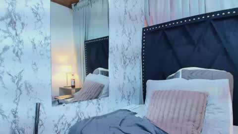 maraa_x online show from July 23, 2026, 6:17 pm