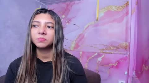 Maraluna online show from April 25, 2026, 11:13 am