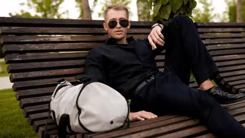 alex marvelxx online show from April 17, 2026, 12:19 pm