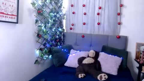 Snapshot of marce_bunny chatting on December 26, 2024, 2:37 pm Marcela online show from December 26, 2024, 2:37 pm