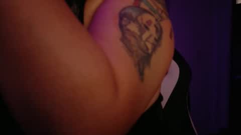 marcela2102s online show from April 1, 2026, 9:01 pm