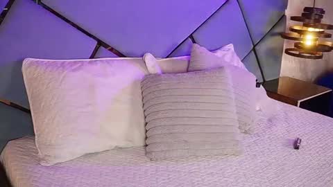marcela_rojas online show from November 23, 2025, 11:43 am