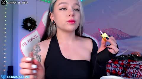 Snapshot of marceline_red chatting on December 14, 2024, 7:51 am Lady Marceline online show from December 14, 2024, 7:51 am