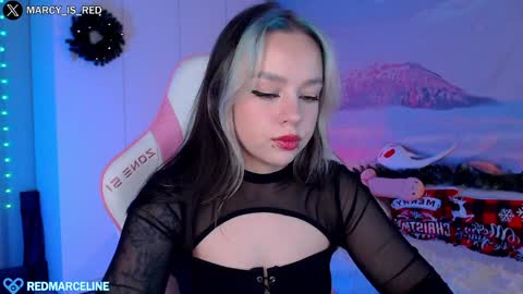 Snapshot of marceline_red chatting on December 29, 2024, 3:13 pm Lady Marceline online show from December 29, 2024, 3:13 pm