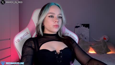 Snapshot of marceline_red chatting on January 26, 2025, 7:09 pm Lady Marceline online show from January 26, 2025, 7:09 pm