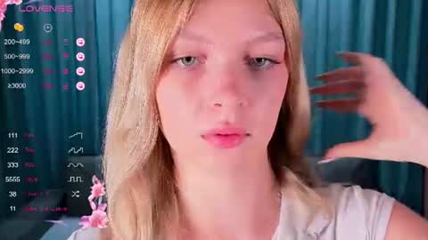 Snapshot of marcia_walker chatting on June 19, 2026, 7:34 am Sonya online show from June 19, 2026, 7:34 am