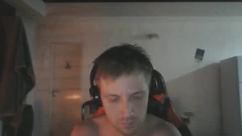 Snapshot of marcmulle chatting on March 22, 2026, 7:01 am A online show from March 22, 2026, 7:01 am