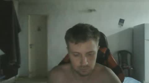 Snapshot of marcmulle chatting on April 4, 2026, 7:39 am A online show from April 4, 2026, 7:39 am