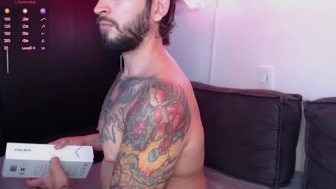 Snapshot of marco_allison43 chatting on October 26, 2025, 9:42 pm marco_allison43 online show from October 26, 2025, 9:42 pm