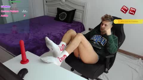 Snapshot of marco_athlete chatting on January 17, 2025, 7:30 am silas online show from January 17, 2025, 7:30 am