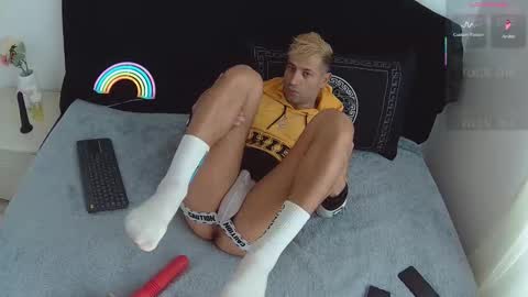 Snapshot of marco_athlete chatting on October 31, 2025, 7:09 am silas online show from October 31, 2025, 7:09 am