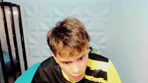 marco_jrs online show from December 15, 2024, 1:02 am