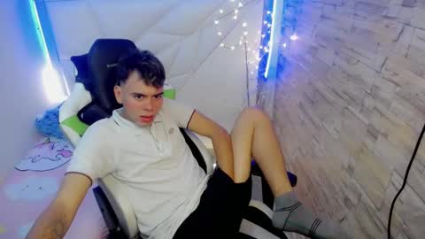 marco_jrs online show from January 7, 2025, 12:52 pm