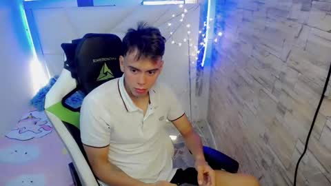 marco_jrs online show from January 7, 2025, 5:31 pm