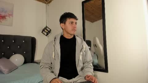 marcos_vieyra online show from July 15, 2026, 7:19 pm