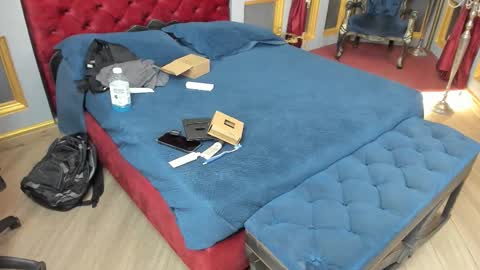 marcovitto online show from December 4, 2025, 11:52 am