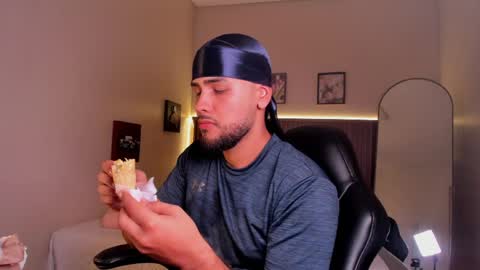 marcus_soler online show from May 15, 2026, 3:52 pm
