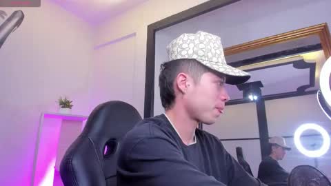 Snapshot of marcuscollins1_ chatting on November 11, 2025, 1:33 pm Marcus online show from November 11, 2025, 1:33 pm