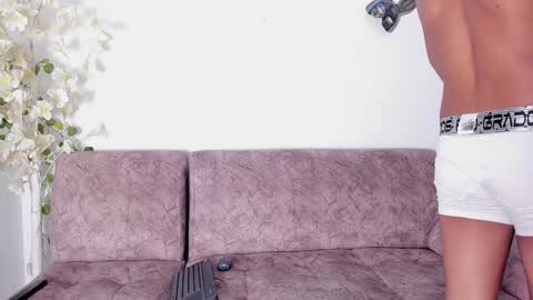 MARCUS  online show from January 31, 2025, 2:26 am