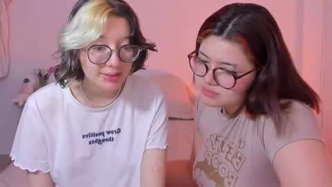 Snapshot of marcy_grey chatting on March 12, 2025, 10:07 pm danna online show from March 12, 2025, 10:07 pm