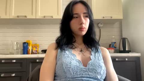 Isabella online show from July 23, 2026, 1:20 pm