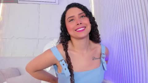 Marelyn online show from March 21, 2026, 11:37 am