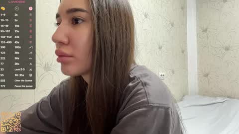 Snapshot of margaretawieczorek chatting on June 10, 2026, 2:12 am Emily online show from June 10, 2026, 2:12 am