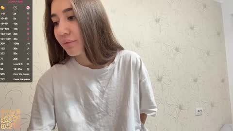 Snapshot of margaretawieczorek chatting on June 18, 2026, 4:02 am Emily online show from June 18, 2026, 4:02 am