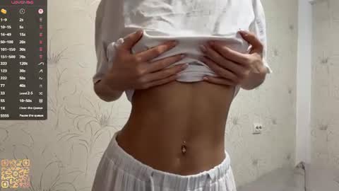 Snapshot of margaretawieczorek chatting on July 24, 2026, 1:53 pm Emily online show from July 24, 2026, 1:53 pm