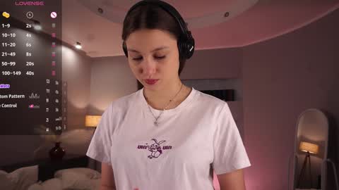 Snapshot of margarethowell chatting on November 18, 2025, 9:58 am Margaret online show from November 18, 2025, 9:58 am